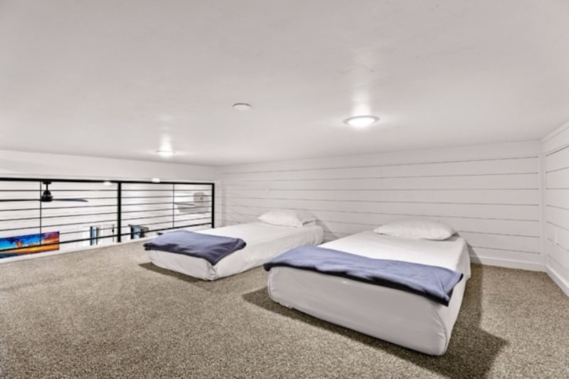 Yogi Bear™ Two Bedroom Glamping Cabin-19